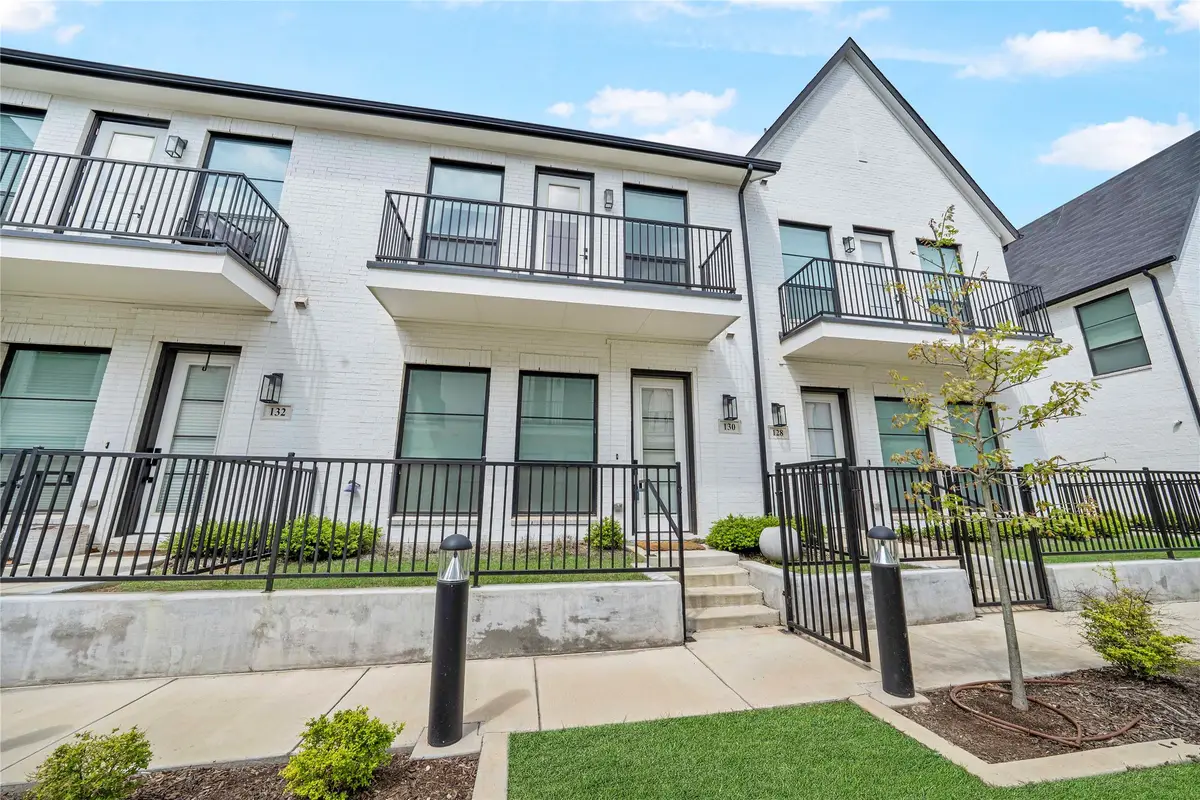 130 Garden Court W, Arlington, TX 76013 - #1