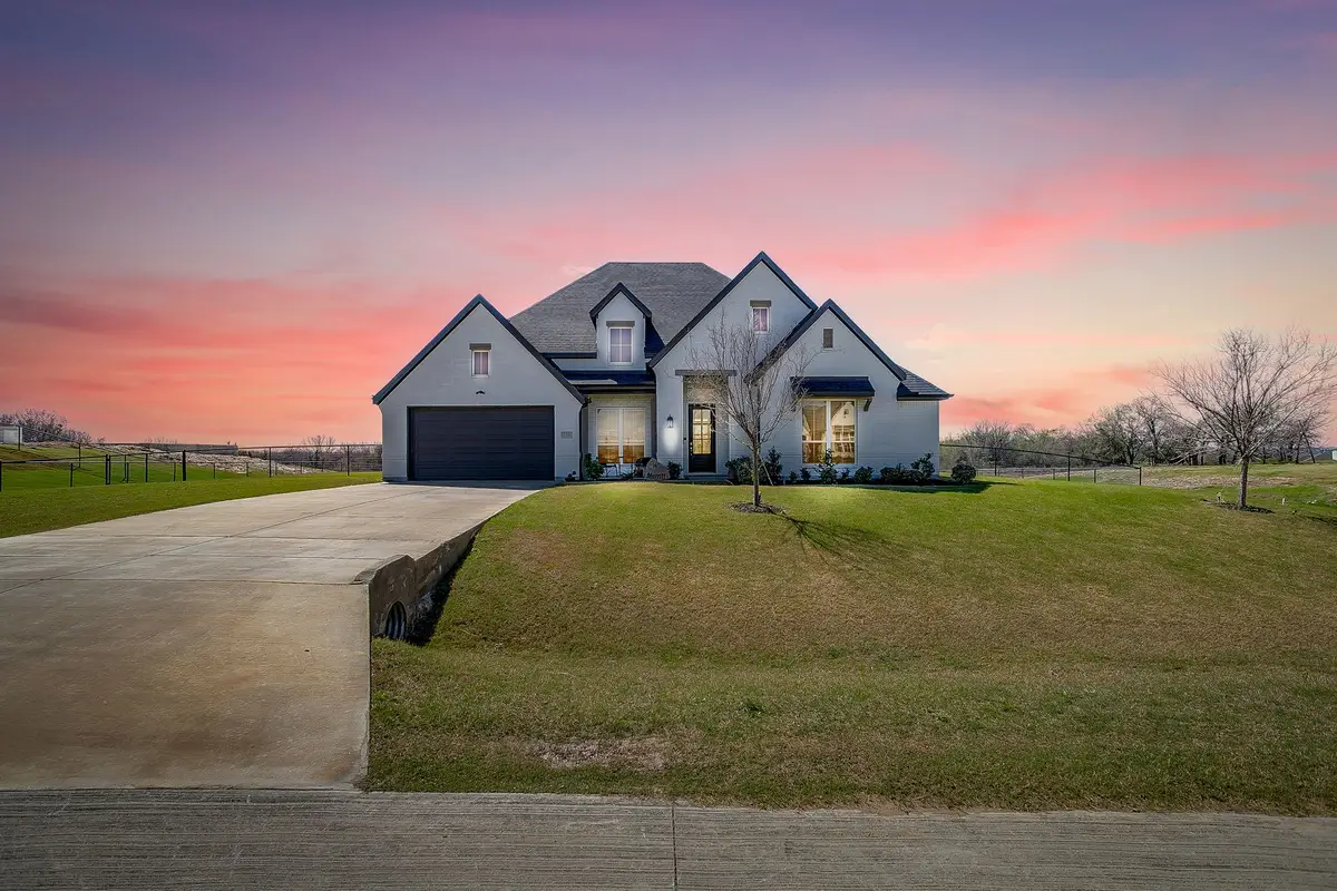 121 Rocky Top Ranch Lane, Reno, TX 76020 - #1