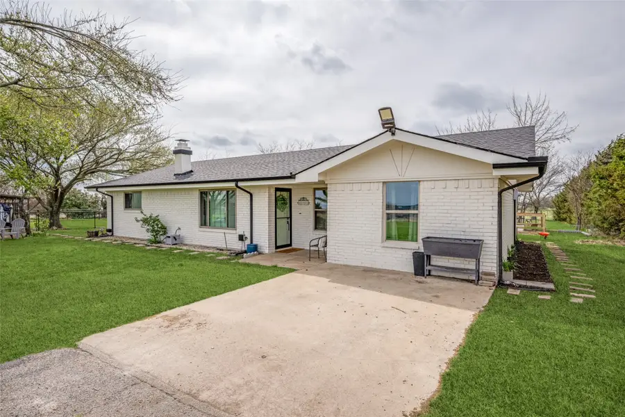 6482 County Road 321, Valley View, TX 76272 - #2