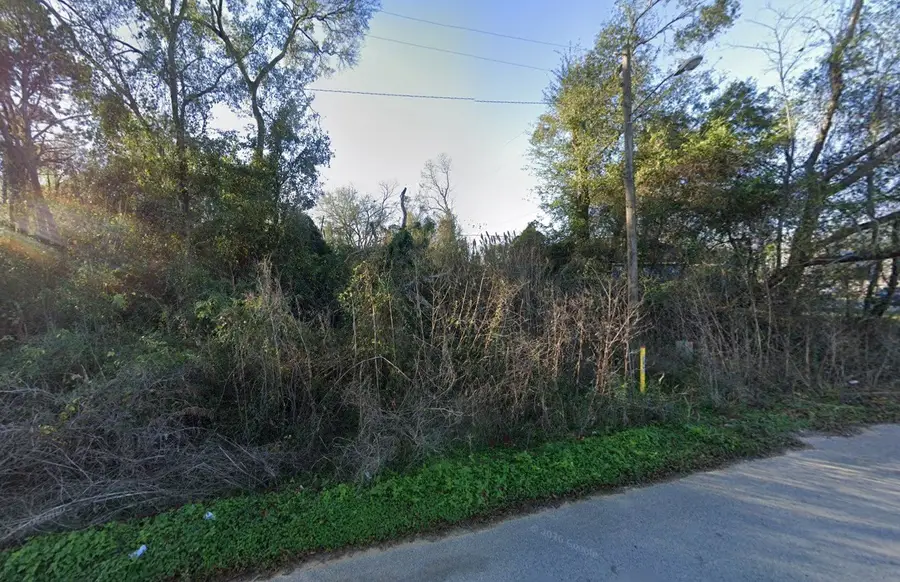 855 W Santa Fe Street, Conroe, TX 77301 - #2