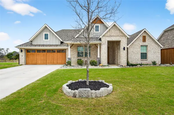 215 Frio Drive, Waxahachie, TX 75165