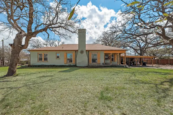 508 Martin Lane, Euless, TX 76040