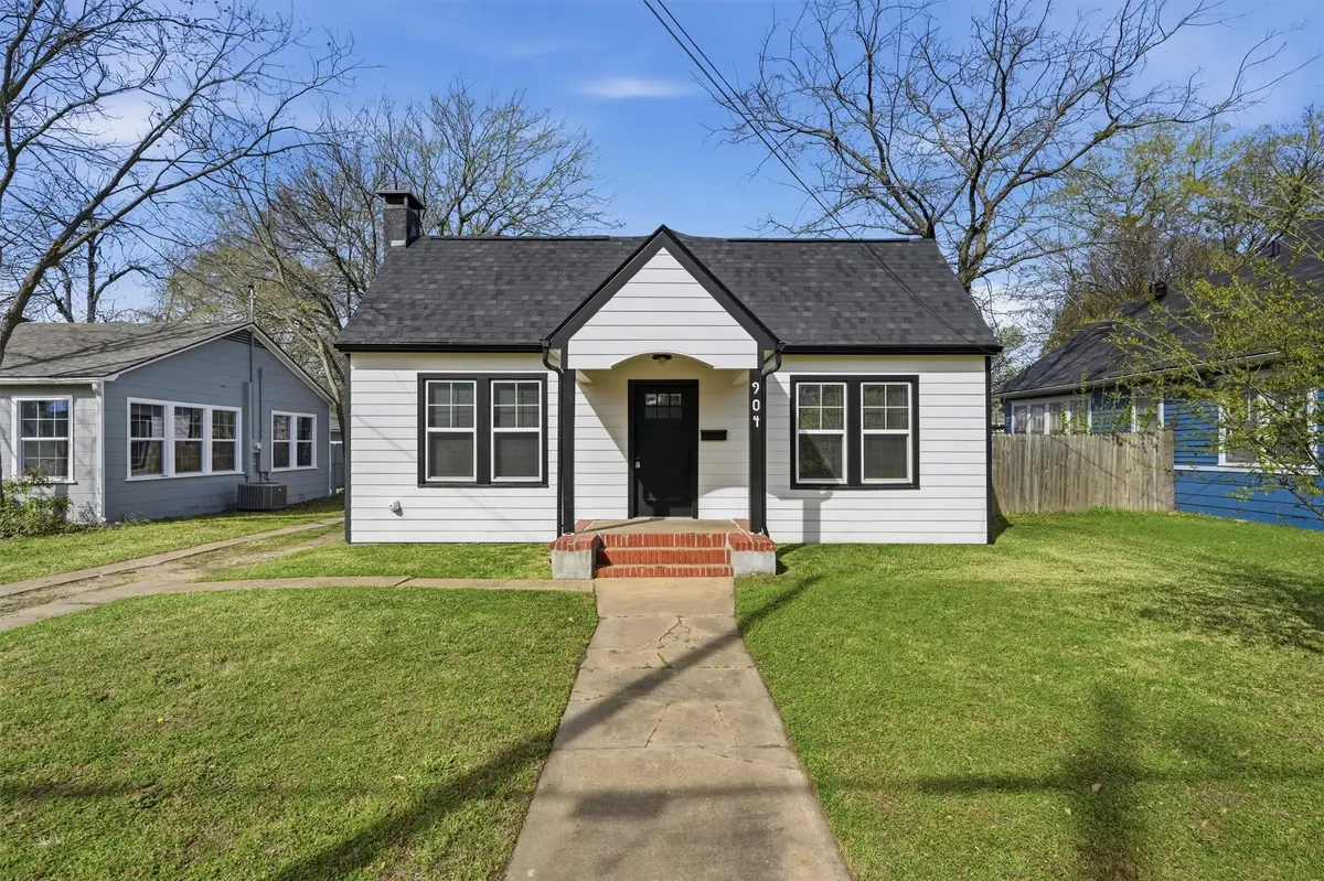 904 N Woods Street, Sherman, TX 75092 - #1