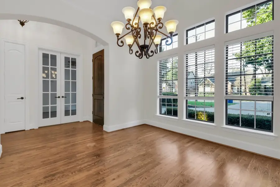 5212 Maple Springs Boulevard, Dallas, TX 75235 - #3