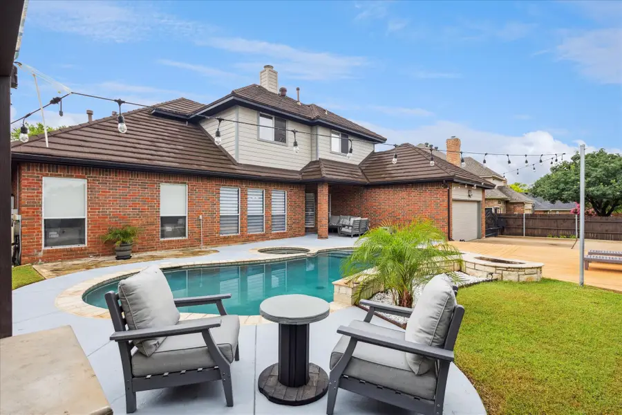 312 Springhill Drive, Hurst, TX 76054 - #3