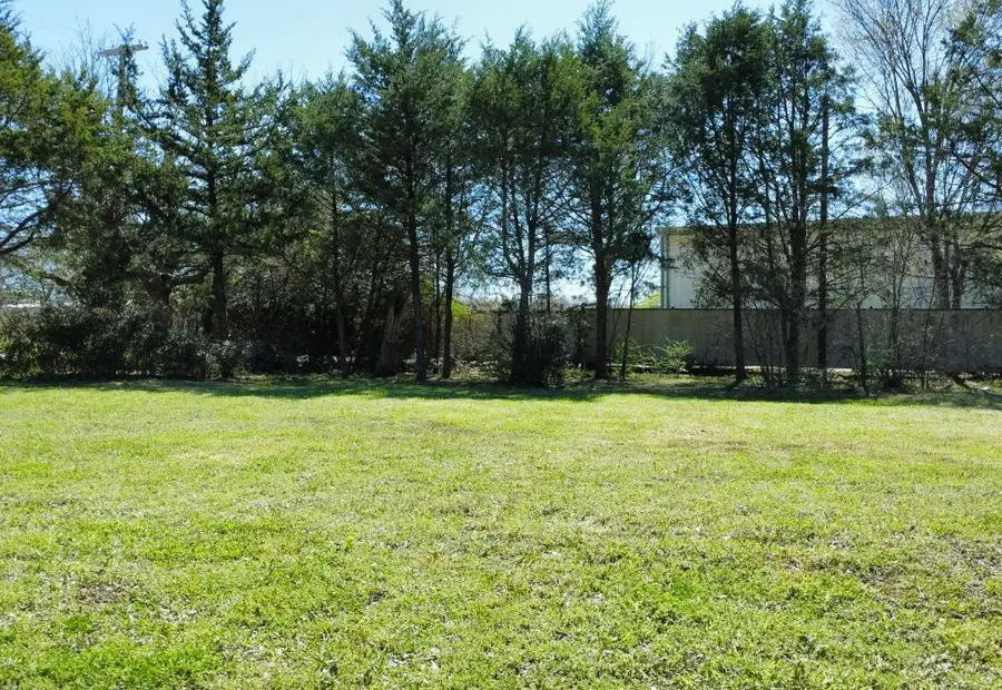 512 N Willow Street, Sherman, TX 75090 - #3