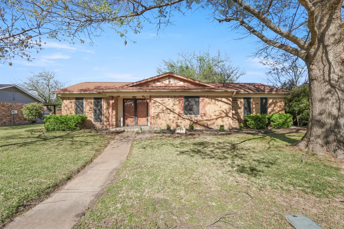 409 Colonial Drive, Garland, TX 75043 - #1