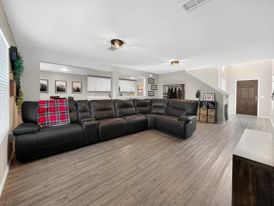 412 Glenwick Lane, Van Alstyne, TX 75495 - #3