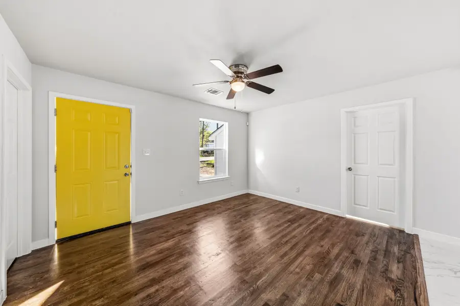 229 W Millett Drive, Dallas, TX 75232 - #2