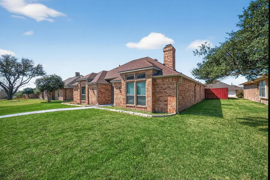 2229 Country Valley Road, Garland, TX 75041 - #3