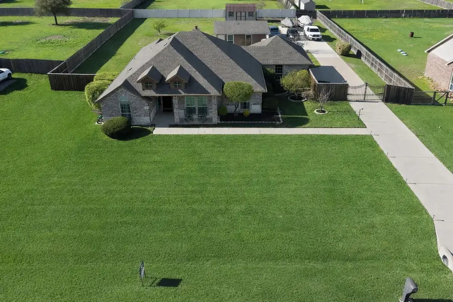 108 Dublin Circle, Waxahachie, TX 75165 - #2