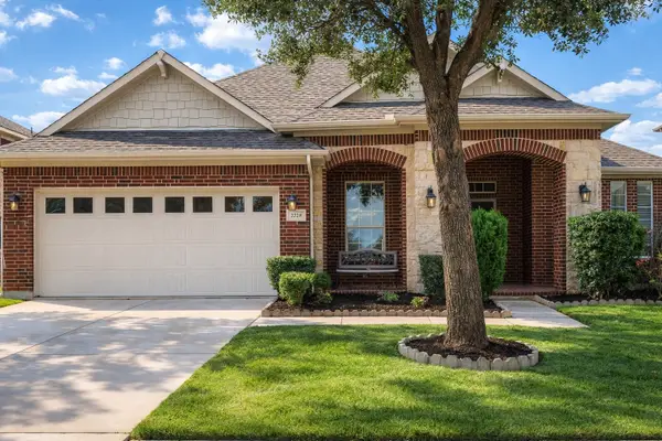 2728 Cameron Bay Drive, Lewisville, TX 75056