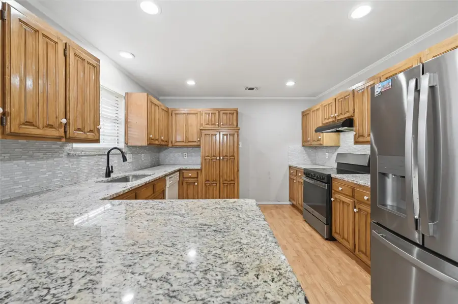 2004 Glen Creek Court, Arlington, TX 76015 - #2