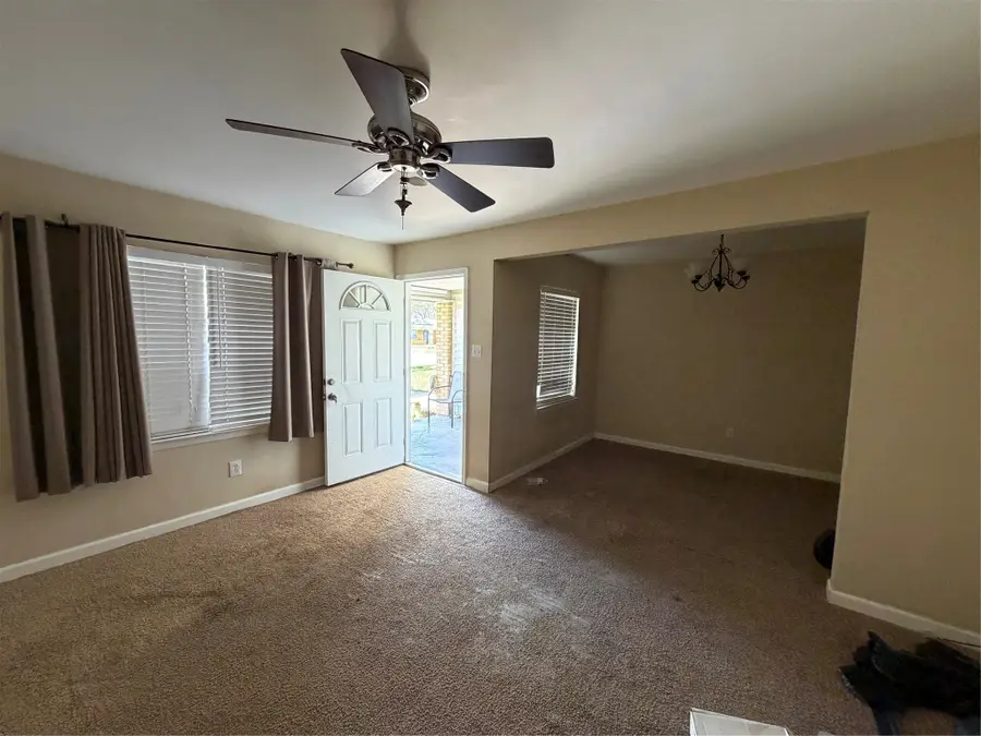 13436 Emeline Street, Farmers Branch, TX 75234 - #2