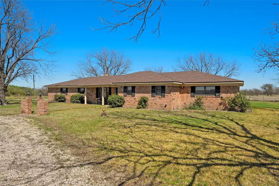 824 Iron Bridge Road, Lorena, TX 76655 - #2