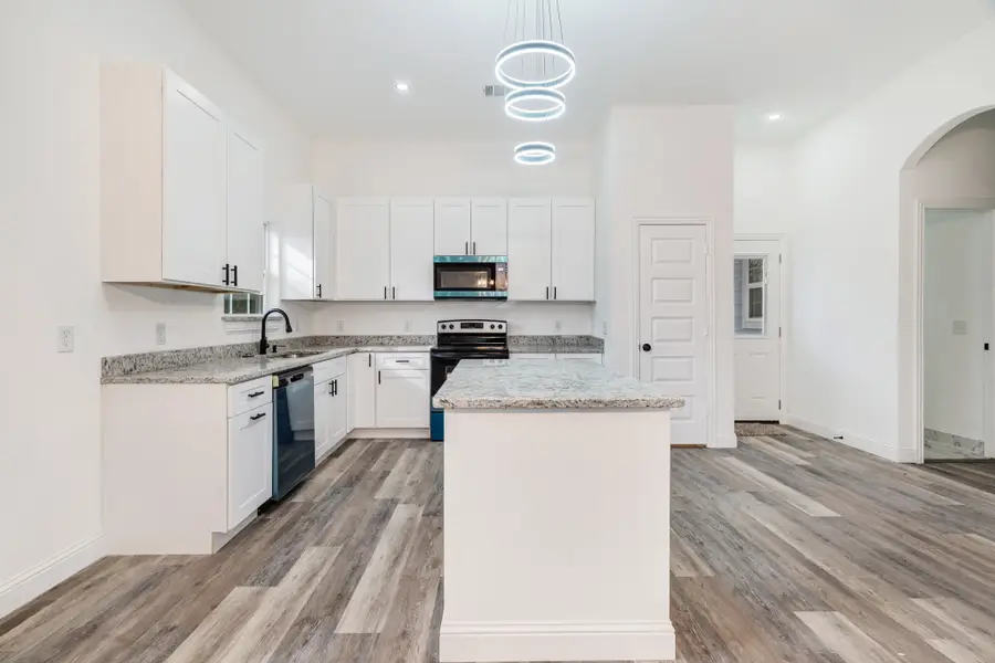 1605 Pine Bluff Street, Paris, TX 75460 - #2