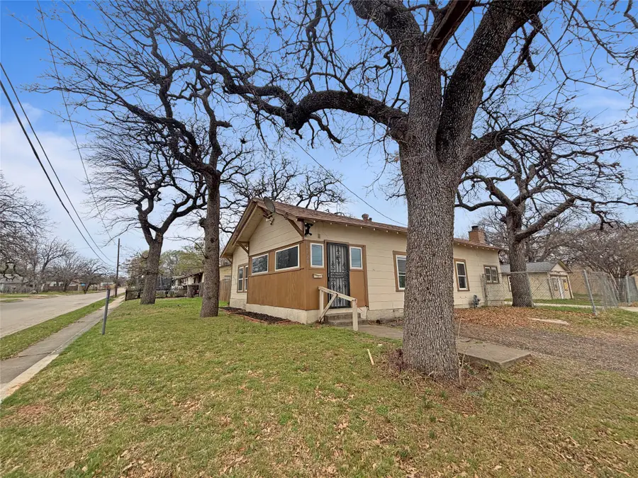 6029 Plant Avenue, Fort Worth, TX 76112 - #2