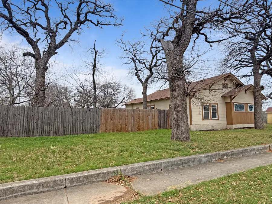 6029 Plant Avenue, Fort Worth, TX 76112 - #3