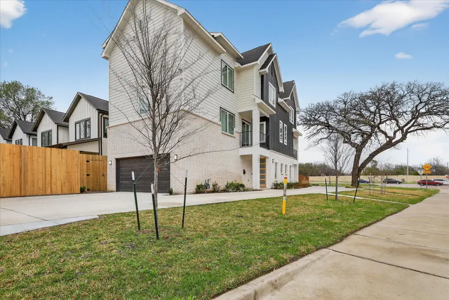 1681 C F Hawn Freeway Avenue, Dallas, TX 75215 - #2