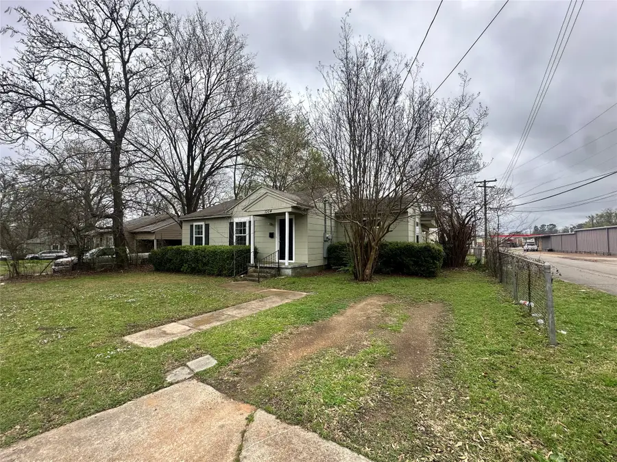 1304 Margaret Street, Paris, TX 75460 - #2