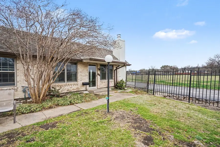 13881 Brookgreen Drive, Dallas, TX 75240 - #2