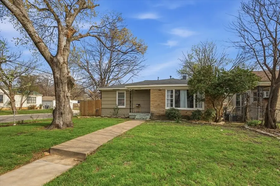 4301 Valentine Street, Fort Worth, TX 76107 - #2