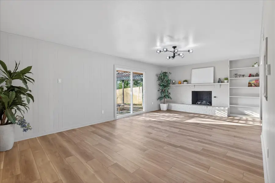 3615 Ovid Avenue, Dallas, TX 75224 - #2