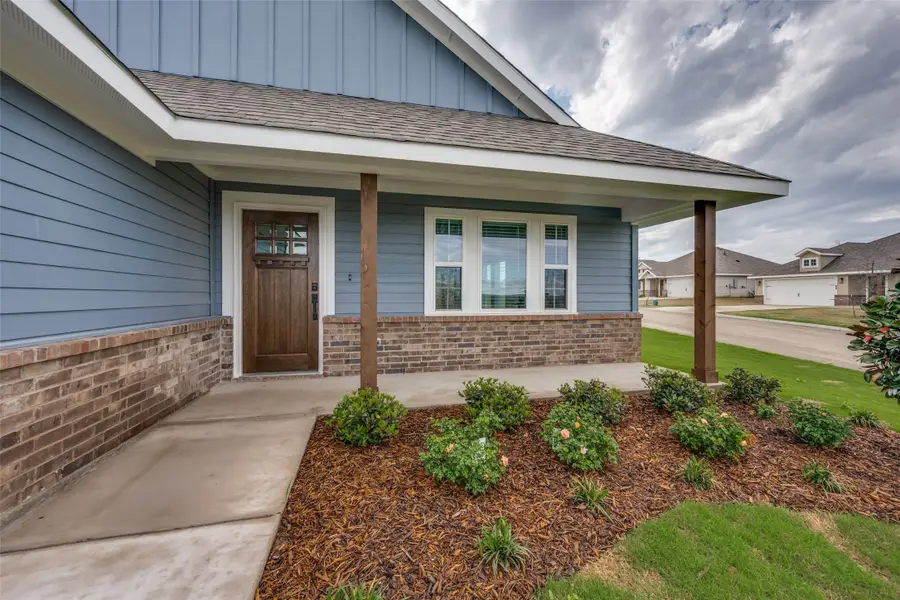 313 Sam Drive, Hillsboro, TX 76645 - #2