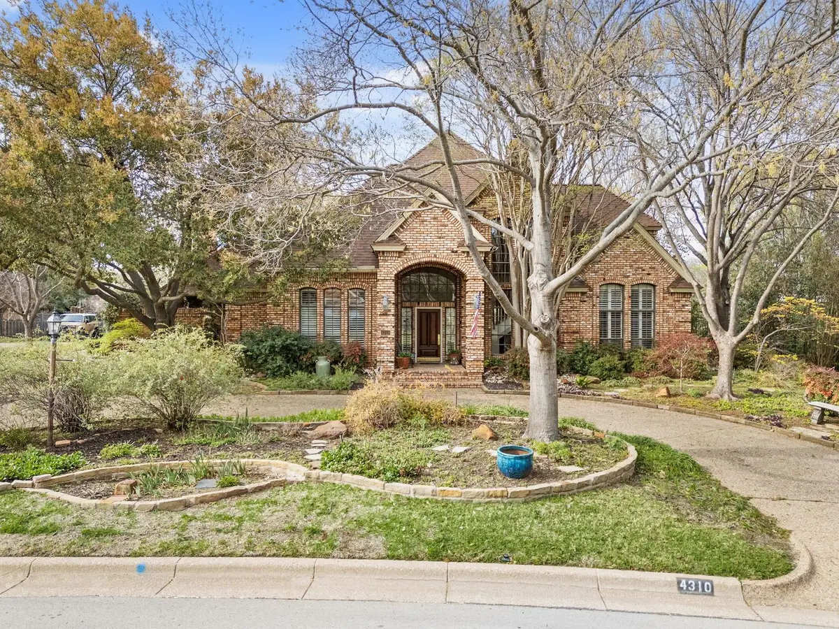 4310 Pembrooke Parkway N, Colleyville, TX 76034 - #1