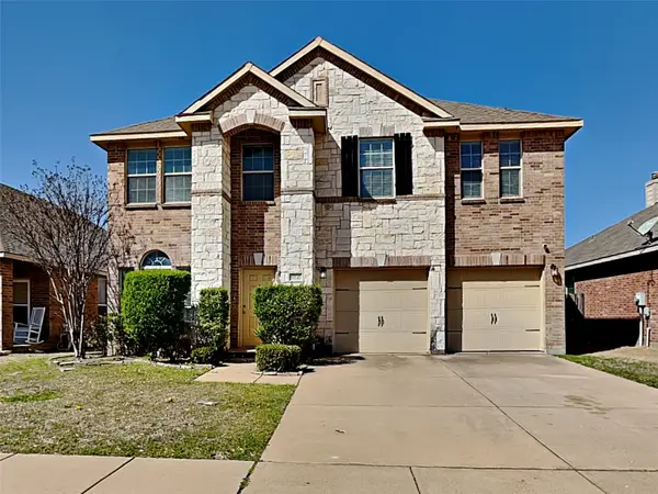 8841 Noontide Drive, Fort Worth, TX 76179