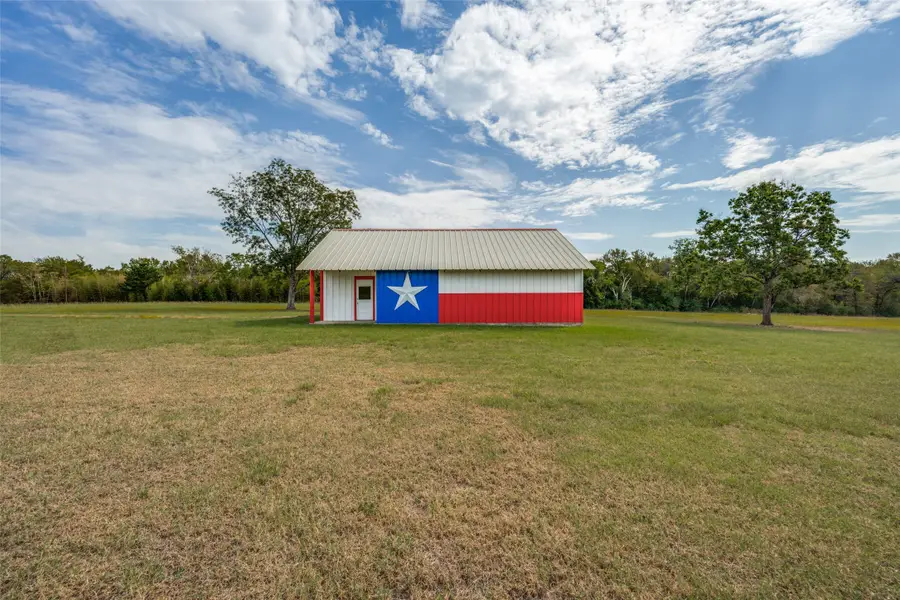 279 Lakeview Drive, Denison, TX 75020 - #3
