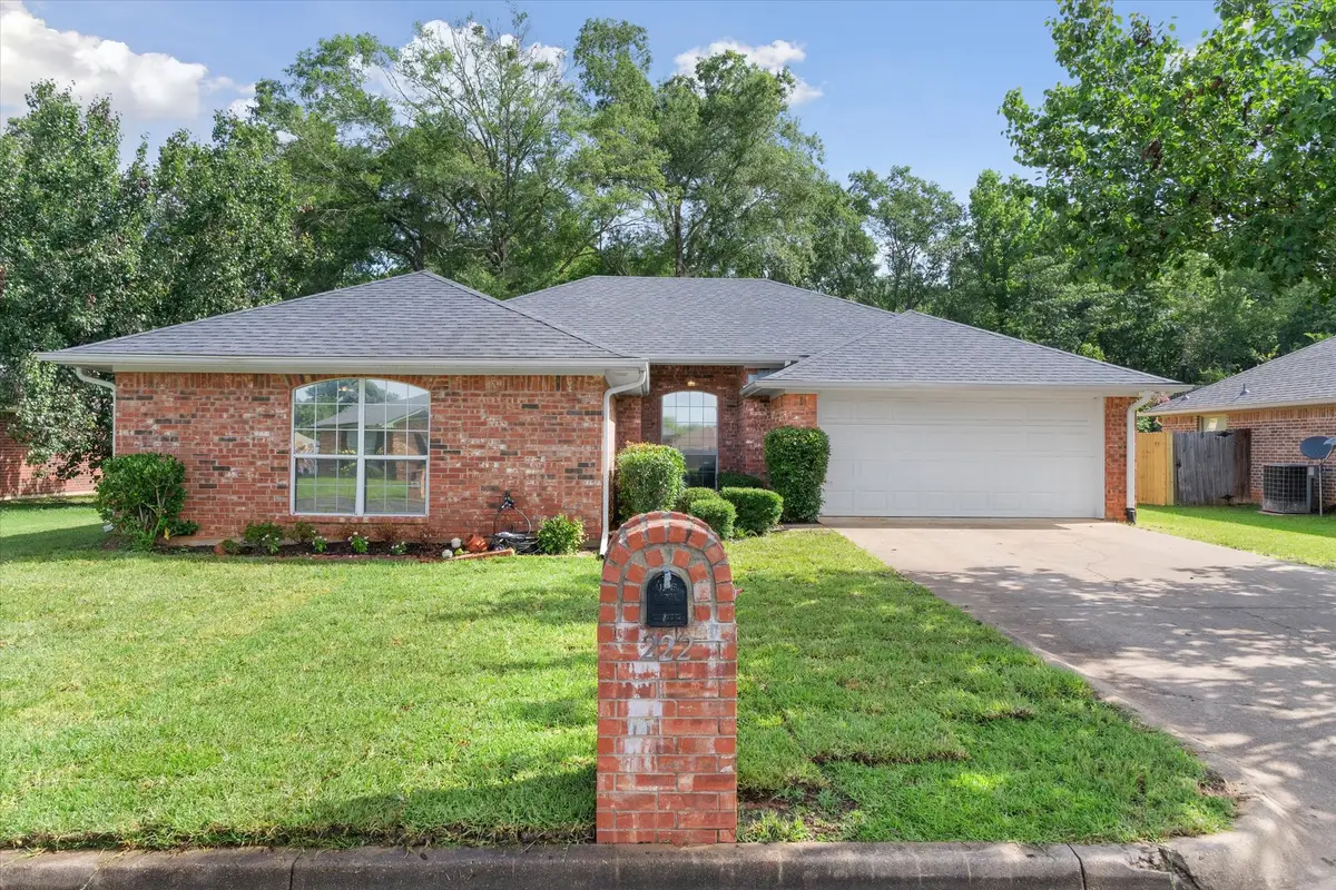 222 Amanda Court, Whitehouse, TX 75791 - #1