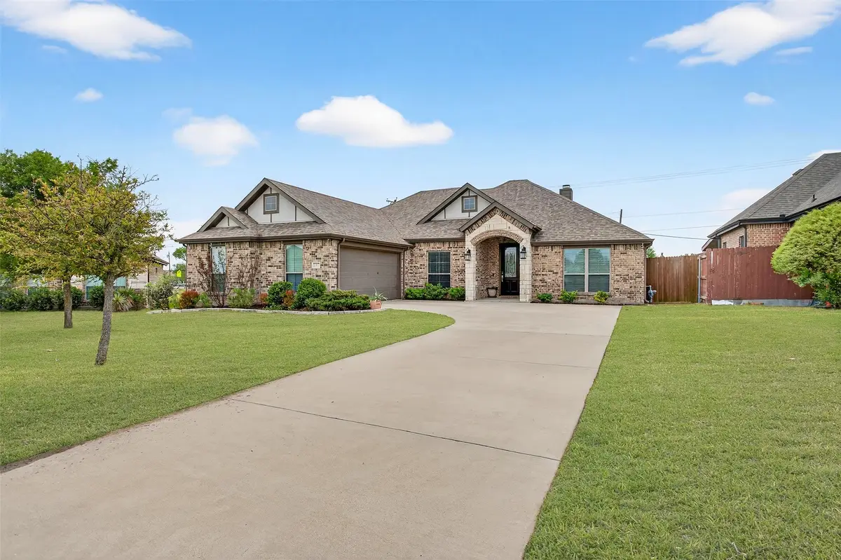 102 S Meadow Drive, Ellis, TX 75125 - #1
