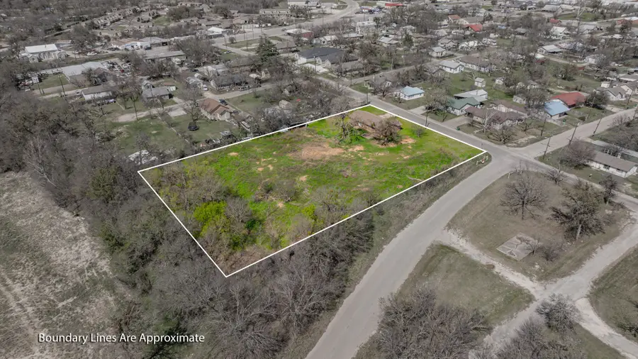 350 S Lennox Street, Stephenville, TX 76401 - #2