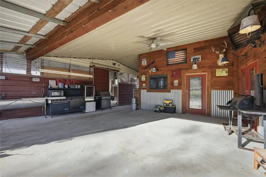 115 Friar Tuck Drive, Gordonville, TX 76245 - #3