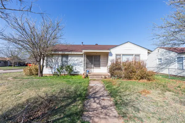 1304 Westover Drive, Anson, TX 79501