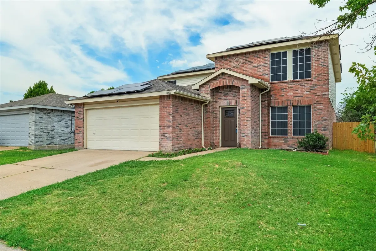 8709 Hunters Creek Drive, Fort Worth, TX 76123 - #1