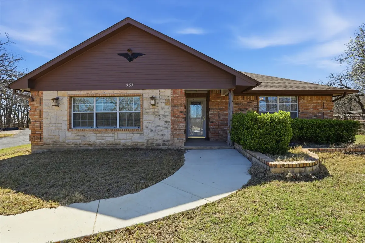 533 Eagles Way, Springtown, TX 76082 - #1