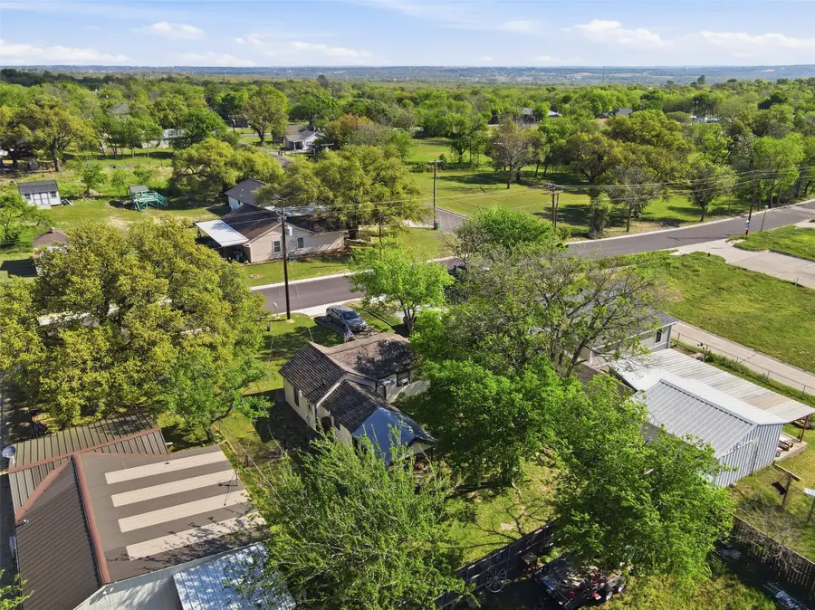 718 Narrow, Weatherford, TX 76086 - #3