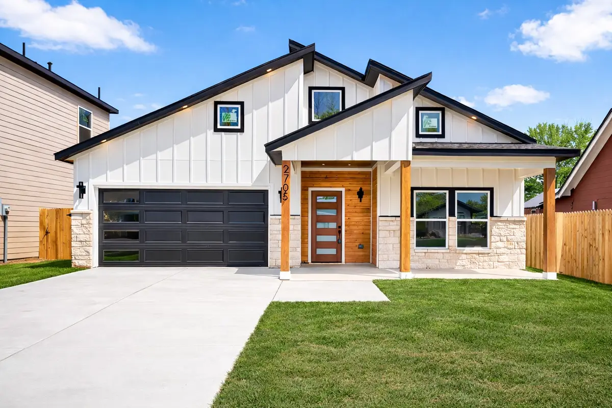 2705 S Jones Street, Fort Worth, TX 76104 - #1