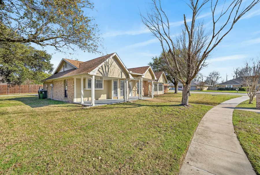 1889 Tree Crest Drive, Lewisville, TX 75077 - #2