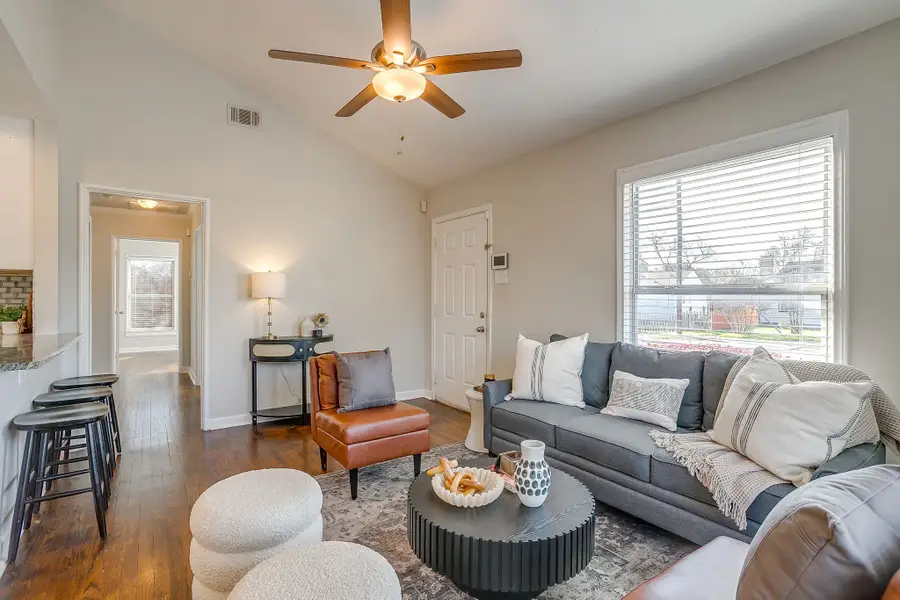 4231 S Cresthaven Road, Dallas, TX 75209 - #2