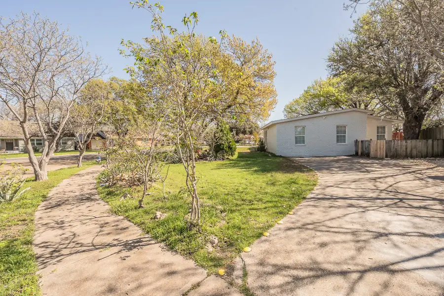 2204 Dunloe Avenue, Dallas, TX 75228 - #2