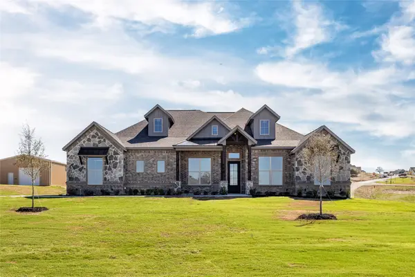 400 Persimmon Court, Weatherford, TX 76085
