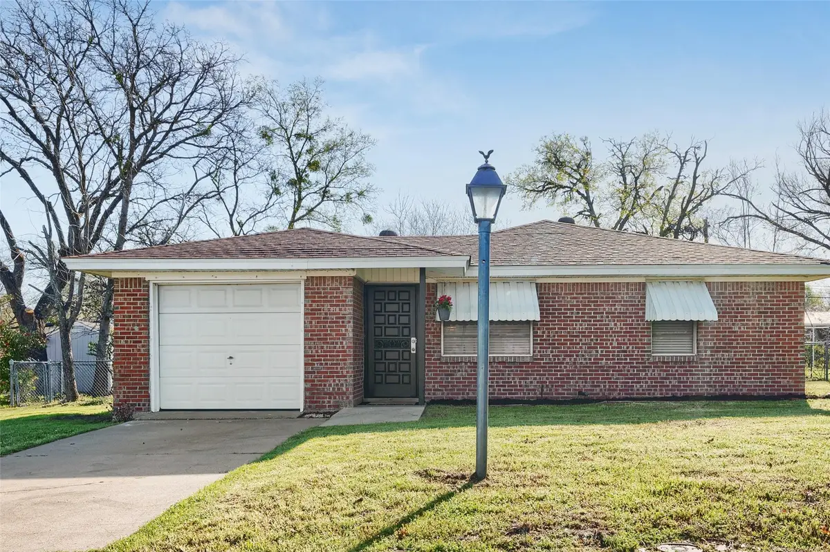 407 Glenn Drive, Weatherford, TX 76086 - #1