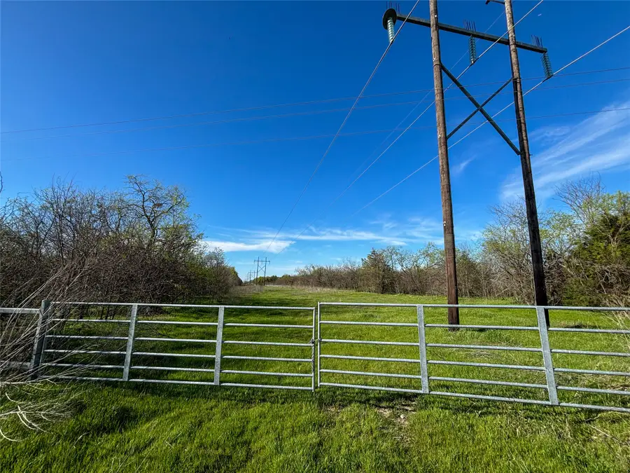 8001 Big Water Lane, Kemp, TX 75143 - #2