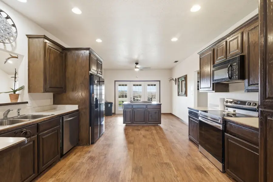 301 Rhoades Lane, Springtown, TX 76082 - #3