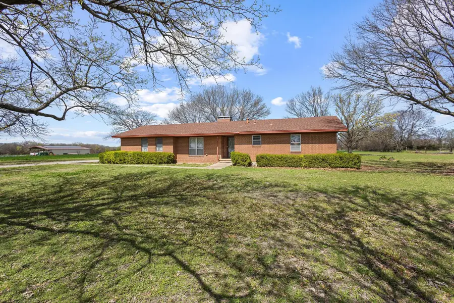 215 Westfield Way, Whitewright, TX 75491 - #2