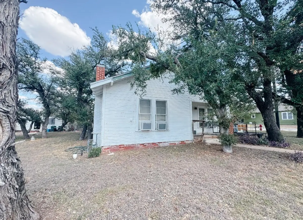3410 Austin Avenue, Brownwood, TX 76801 - #1