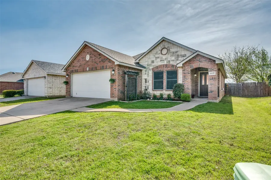 10637 Flagstaff Run, Fort Worth, TX 76140 - #2